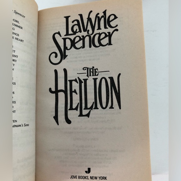 Scarlet Gone With The Wind Sequel & Hellion Novels - Picture 10 of 11